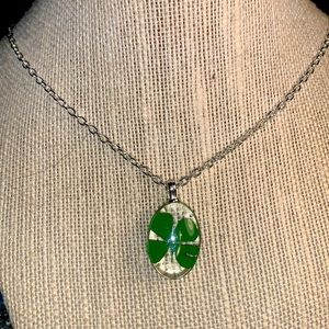 Real 4 leaf clover 22 in. necklace